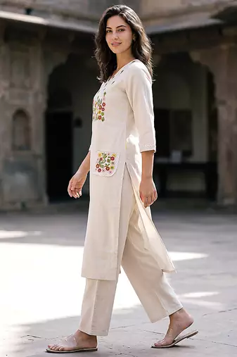 Women’s Khadi Cotton Thred Embroidered Straight Kurta Pant Set