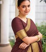Women's brown & golden zari woven kanjivaram style silk blend saree with blouse piece