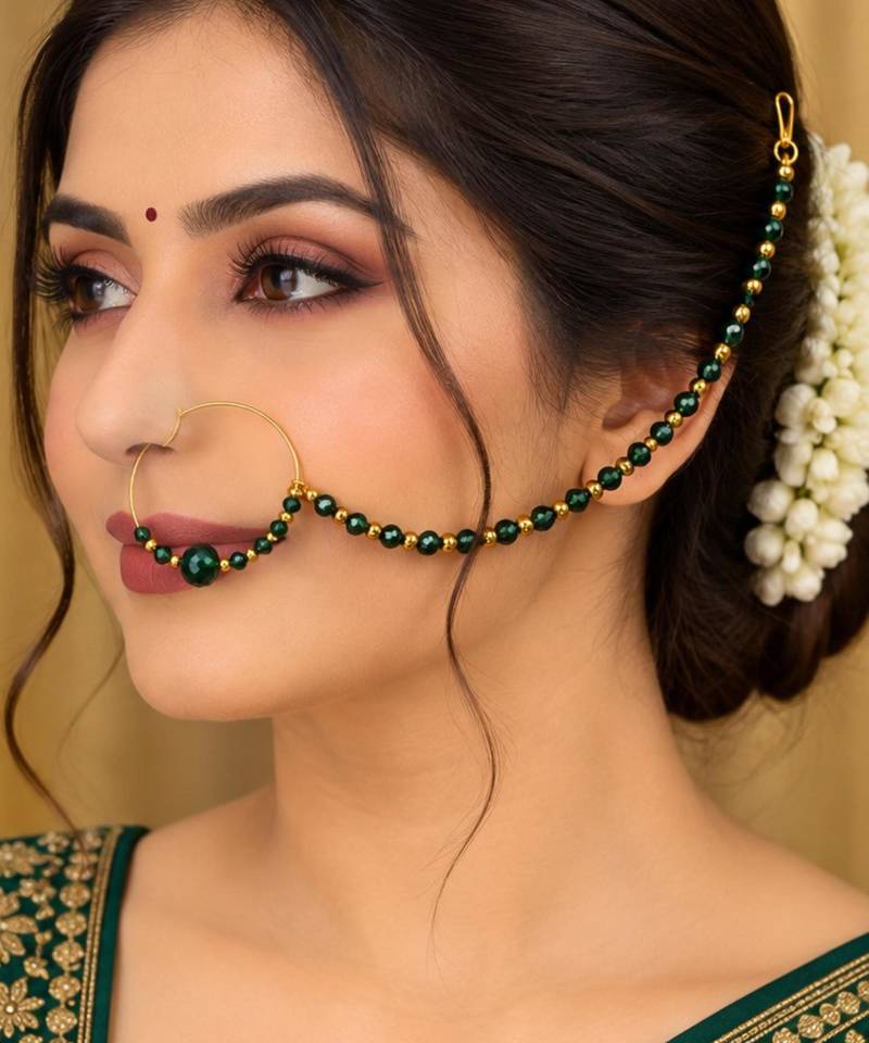 Gold-plated crystal beaded nath     green