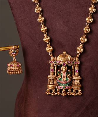 Gold plated green necklace set 3