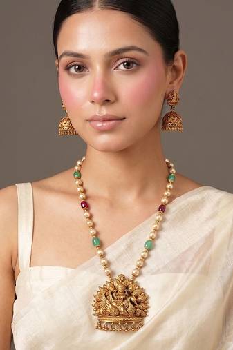 Gold plated temple haar necklace set