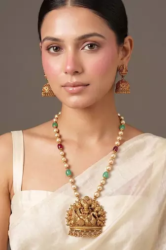 Gold plated temple haar necklace set