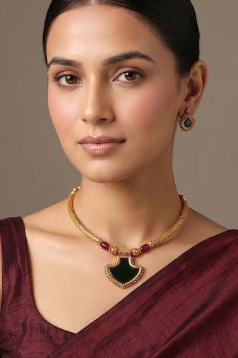 Gold plated heritage temple green choker necklace set