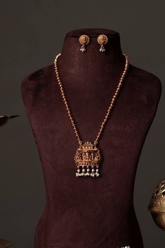 Gold plated divine long haar necklace set