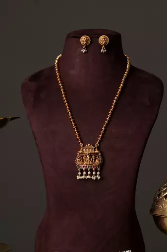Gold plated divine long haar necklace set