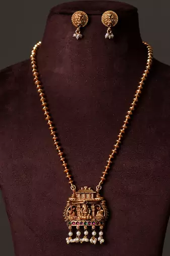 Gold plated divine long haar necklace set