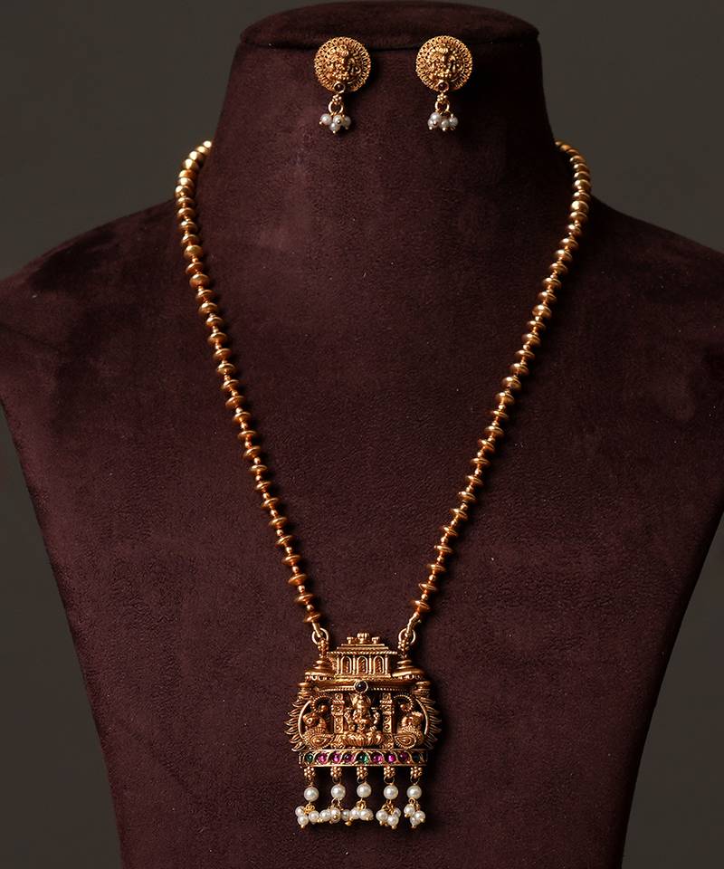 Gold plated divine long haar necklace set