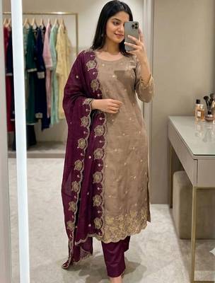 Embellished Unstitched Dress Material 3