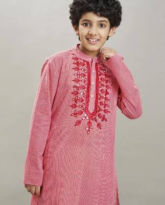 Boys ethnic motifs embroidered sequinned cotton kurta with pyjamas 2
