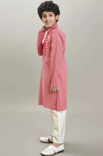 Boys ethnic motifs embroidered sequinned cotton kurta with pyjamas