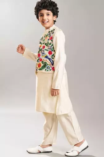 Boys mandarin collar straight kurta with pyjamas & nehru jacket