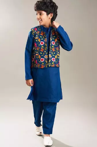 Boys solid kurta with pyjama & nehru jacket