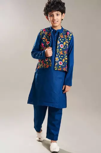 Boys solid kurta with pyjama & nehru jacket