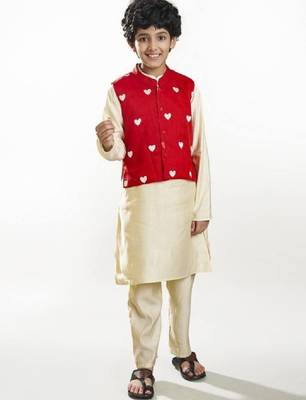 Boys embroidery mandarin collar kurta with pyjama & nehru jacket 4
