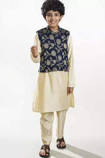 Boys printed regular kurta with pyjamas & nehru jacket