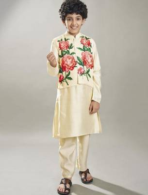 Boys printed regular kurta with pyjamas 1