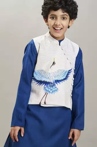 Boys printed mandarin collar regular kurta with pyjamas & nehru jacket