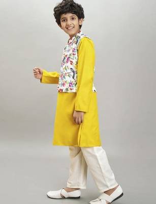 Boys regular kurta with pyjamas & jacket 4