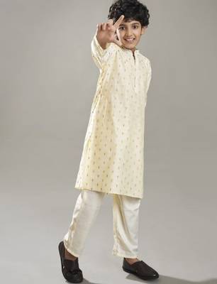 Boys floral woven design mandarin collar kurta with pyjamas 2