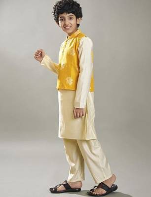 Boys floral printed kurta with pyjama & nehru jacket 3