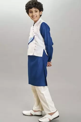 Boys printed regular kurta with pyjamas & jacket