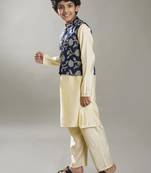 Boys solid kurta with pyjama & nehru jacket