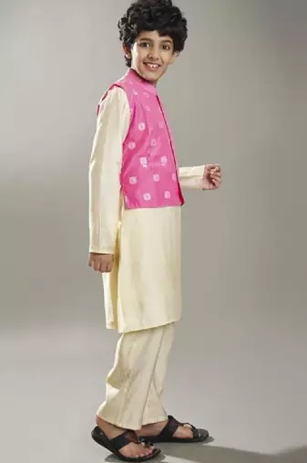 Boys printed kurta with pyjamas & nehru jacket