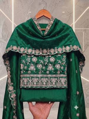 Embellished Unstitched Dress Material 5