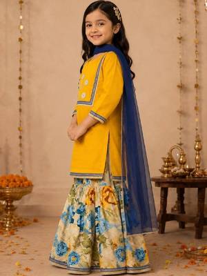 Girls floral embroidered regular thread work chanderi cotton kurta with sharara & with 2