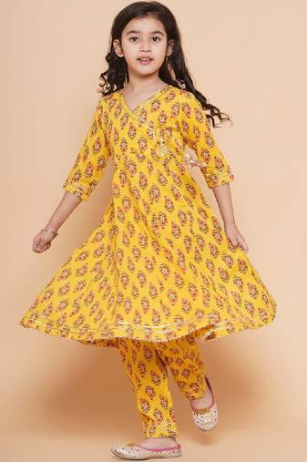 Girls ethnic motifs printed gotta patti pure cotton kurta with trousers