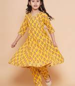 Girls ethnic motifs printed gotta patti pure cotton kurta with trousers