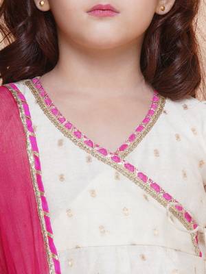 Girls woven design angrakha gotta patti kurta with sharara & dupatta 2