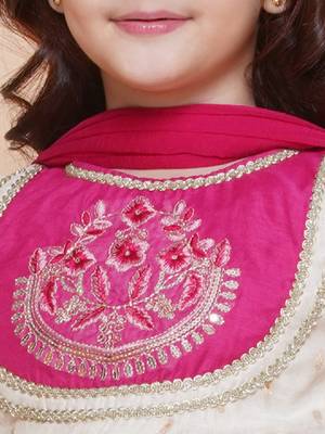 Girls embroidered ready to wear lehenga & blouse with dupatta 2