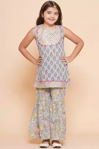 Girls ethnic motifs printed gotta patti pure cotton kurta with sharara