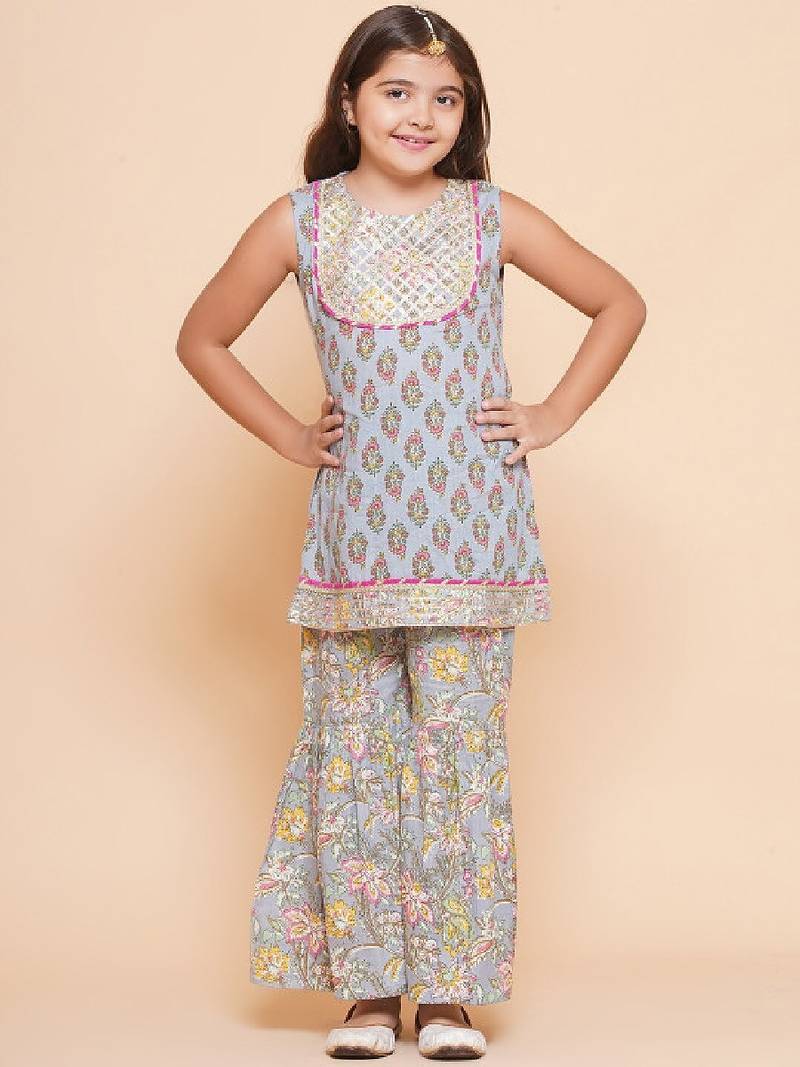 Girls ethnic motifs printed gotta patti pure cotton kurta with sharara