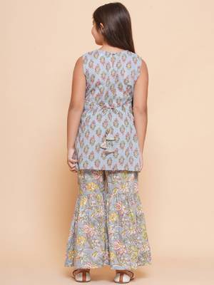 Girls ethnic motifs printed gotta patti pure cotton kurta with sharara 4