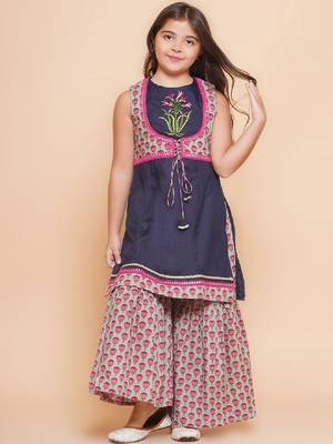 Girls floral printed regular sequinned pure cotton kurta with sharara 1