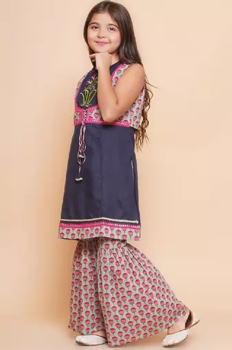 Girls floral printed regular sequinned pure cotton kurta with sharara
