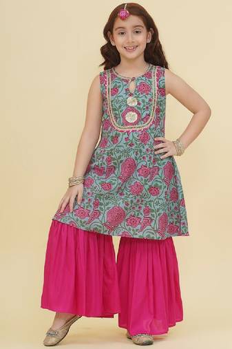 Girls ethnic motifs printed panelled gotta patti pure cotton kurta with sharara
