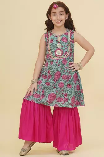 Girls ethnic motifs printed panelled gotta patti pure cotton kurta with sharara