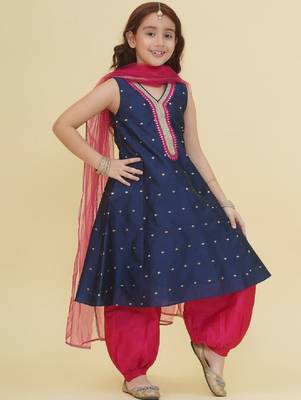 Girls ethnic motifs empire gotta patti kurta with salwar & with dupatta 4
