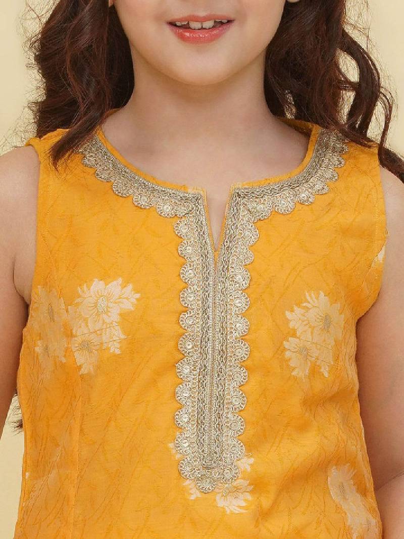 Girls ethnic motifs empire gotta patti kurta with sharara