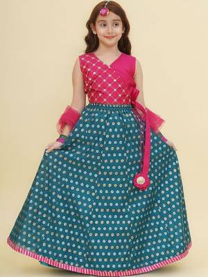 Girls embroidered mirror work ready to wear lehenga & blouse with dupatta 1
