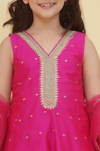 Girls ethnic motifs embroidered sequinned kurta with salwar & dupatta