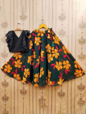 Girls green tie and dye ready to wear lehenga & choli 2