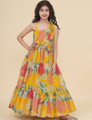 Girls round neck floral print fit & flare dress 1