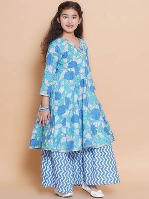Girls floral printed cotton kurta with sharara 3