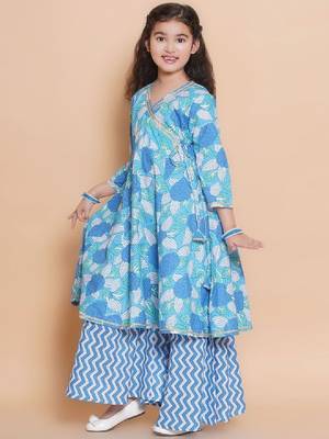 Girls floral printed cotton kurta with sharara 4