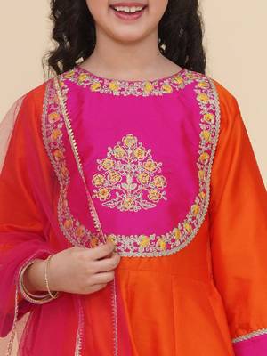 Girls floral yoke design panelled anarkali kurta with salwar & dupatta 2