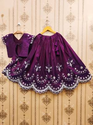 Ganga thread work embroidered silk lehenga choli 2